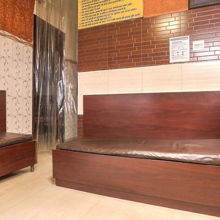 Hotel O Shri Sai Guest House 德里 外观 照片