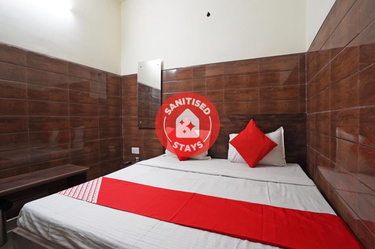 Hotel O Shri Sai Guest House 德里 外观 照片