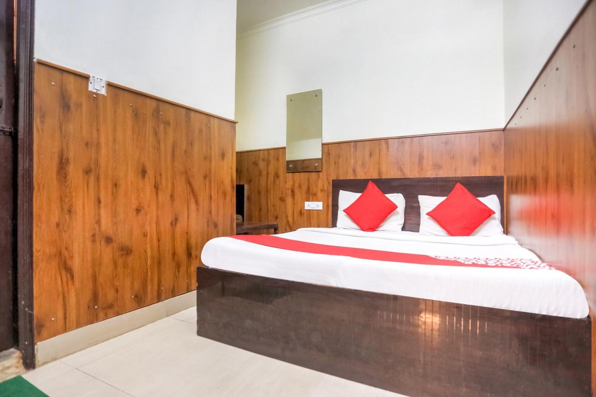 Hotel O Shri Sai Guest House 德里 外观 照片