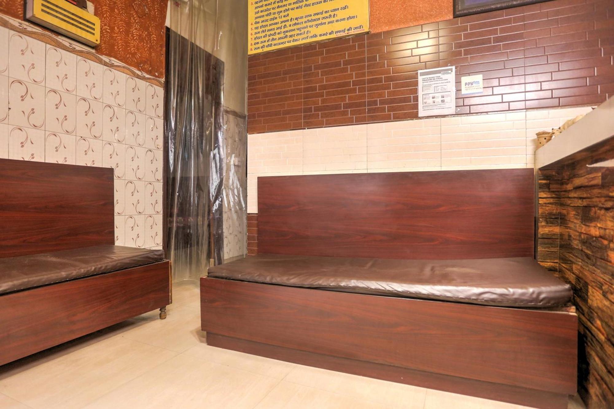 Hotel O Shri Sai Guest House 德里 外观 照片