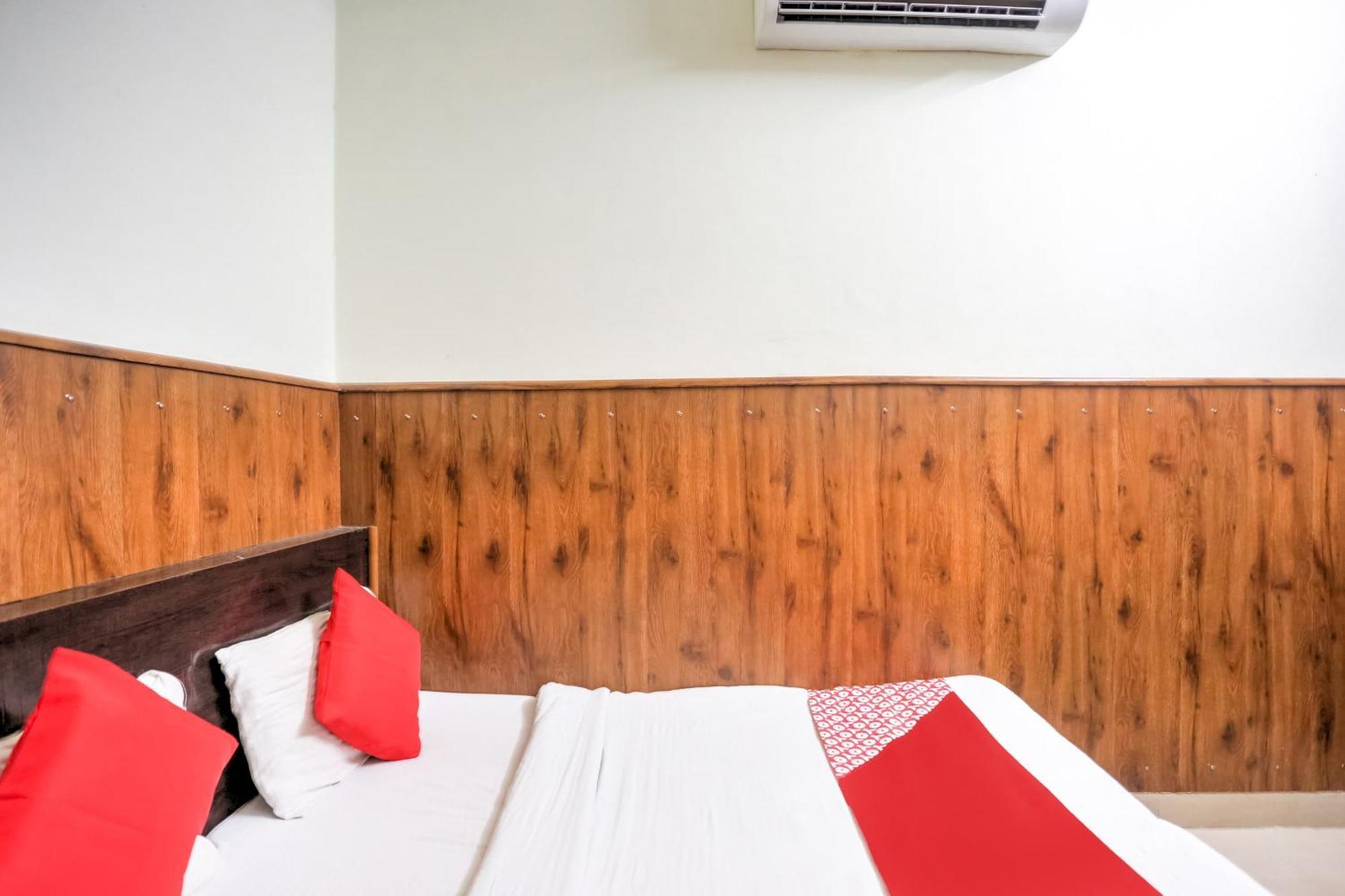 Hotel O Shri Sai Guest House 德里 外观 照片