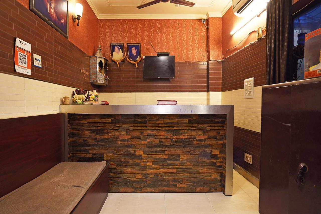Hotel O Shri Sai Guest House 德里 外观 照片