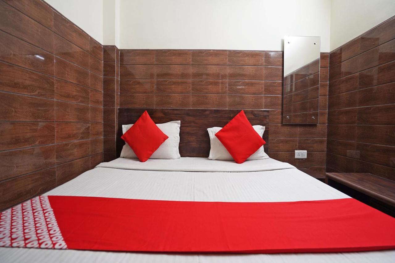 Hotel O Shri Sai Guest House 德里 外观 照片