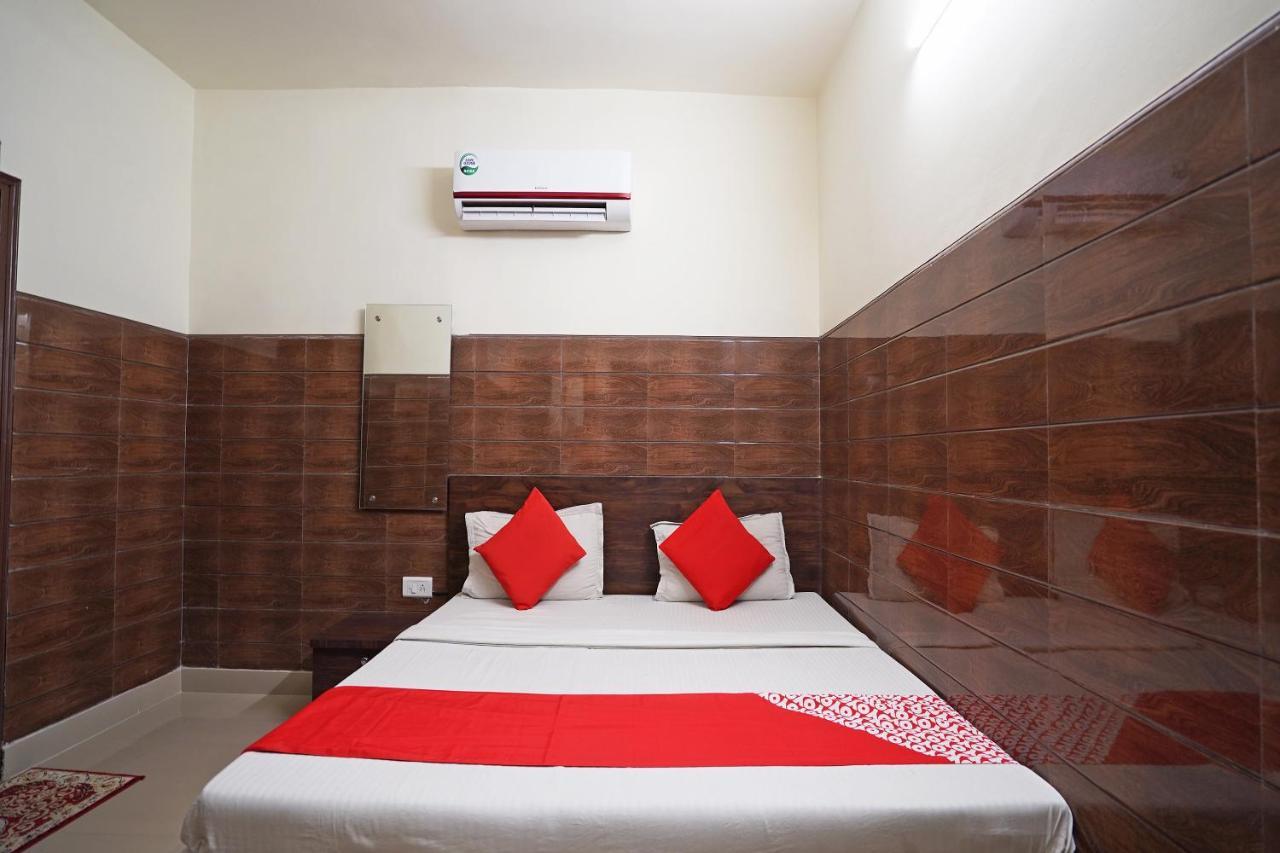 Hotel O Shri Sai Guest House 德里 外观 照片