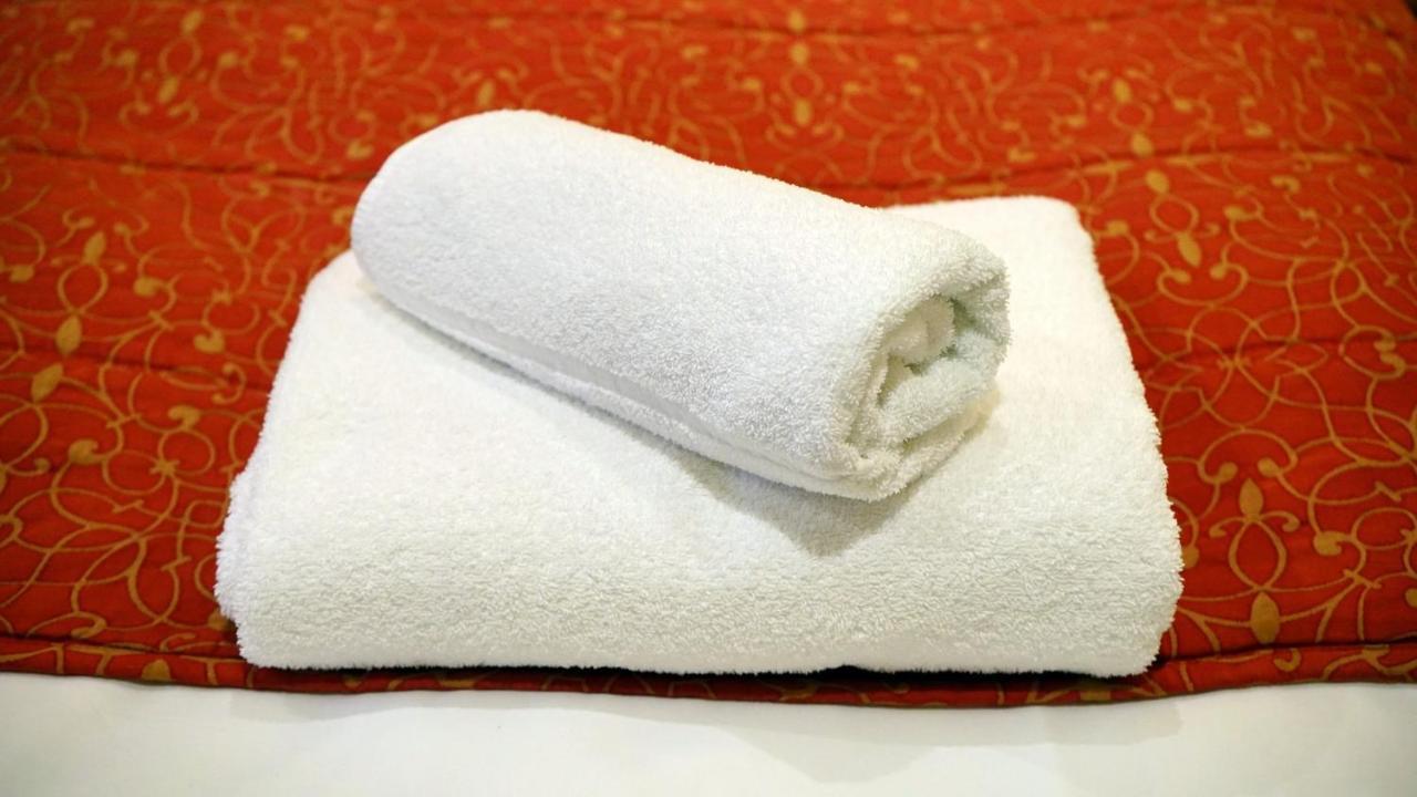 Hotel O Shri Sai Guest House 德里 外观 照片